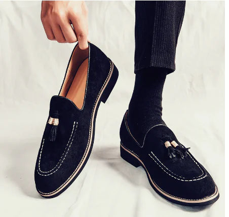 WOLFF Classic Suede Loafers with Tassels (One Pair)